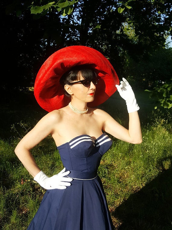 Styled to Go: Vintage Navy UK 8 1950s sun top, sk… - image 3