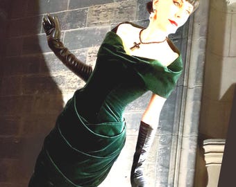 Vintage green velvet bustle & drape boned fitted Sarah Whitworth Deadlier Than the Male gothic dress 1980s Victorian Edwardian gown designer