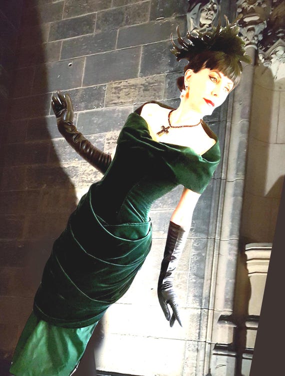 green velvet gothic dress Vintage Green Velvet Bustle & Drape Boned Fitted Sarah Whitworth Deadlier  Than the Male Gothic Dress 1980s Victorian Edwardian Gown Designer