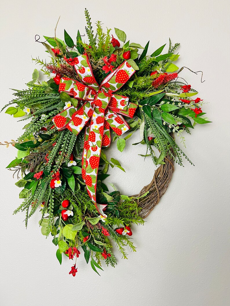 Strawberry Grapevine Wreath, Summer Decor, Strawberry Decor, Kitchen ...