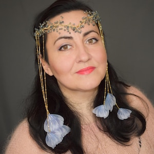 Elven Gold Headpiece with Chains, Crystals and Silk Butterfly Wings – Fantasy Crown for Cosplay, Fairy Wedding or Elvish Costume