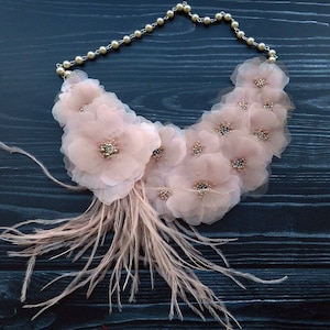 Pale pink flower necklace with ostrich feathers - Pink bib floral necklace - Textile Jewelry - Bride necklace jewelry for bridesmaids