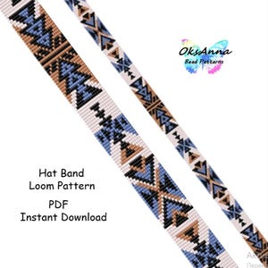 Könnte beinhalten: Ein Webmuster für Perlen für ein Hutband mit einem geometrischen Design in Blautönen, Braun, Weiß und Schwarz. Das Muster ist als sofortiger PDF-Download verfügbar. Der Text "Hat Band Loom Pattern PDF Instant Download" ist im Bild sichtbar.