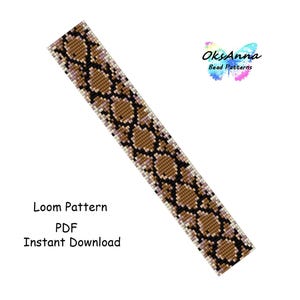 Könnte beinhalten: Ein Webmuster für ein Armband aus Schlangenleder. Das Muster ist in Braun, Schwarz und Weiß gehalten. Das Muster ist als PDF-Download verfügbar. Der Text "Oksana Bead Patterns" befindet sich in der oberen rechten Ecke des Bildes.