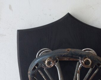 Objet mural design en métal, selle de vélo industrielle, décoration murale rustique moderne, trophée Horsehead