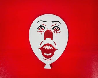 Engraved Pennywise Face on Balloon Wood Cutout, IT Movie Décor, Halloween Decorations, Pennywise Gifts, Tim Curry Pennywise The Clown