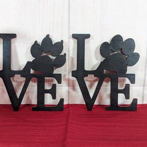 Love Paw Print Wooden Sign: Dog or Cat Decor