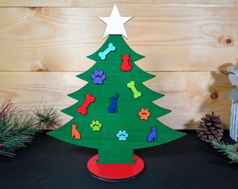 Standing Dog & Cat Christmas Tree: Holiday Pet Decor