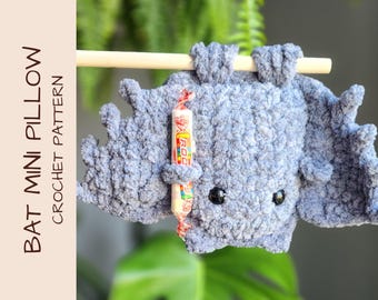 No-Sew Bat Mini Pillow Crochet Pattern (PDF Digital Download)