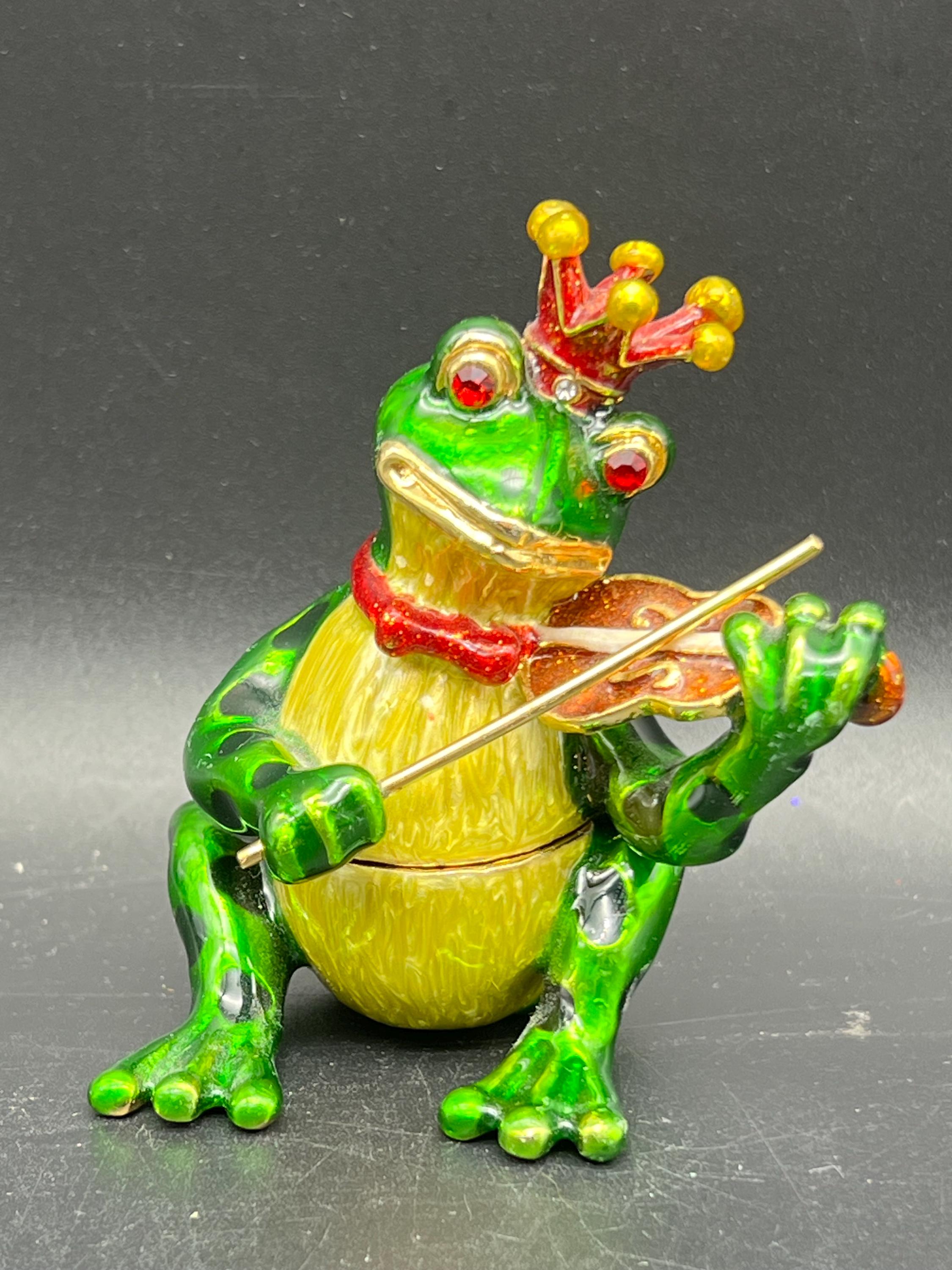 Vintage Frog With Crown Playing the Violin Jeweled Pewter Trinket Box 3”