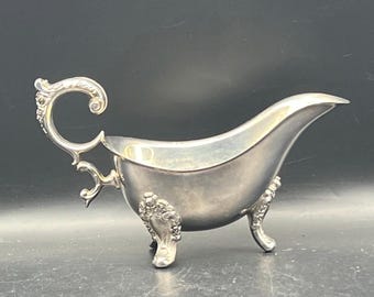 Eloquence Lunt Silver Gravy Boat Silverplate Ornate