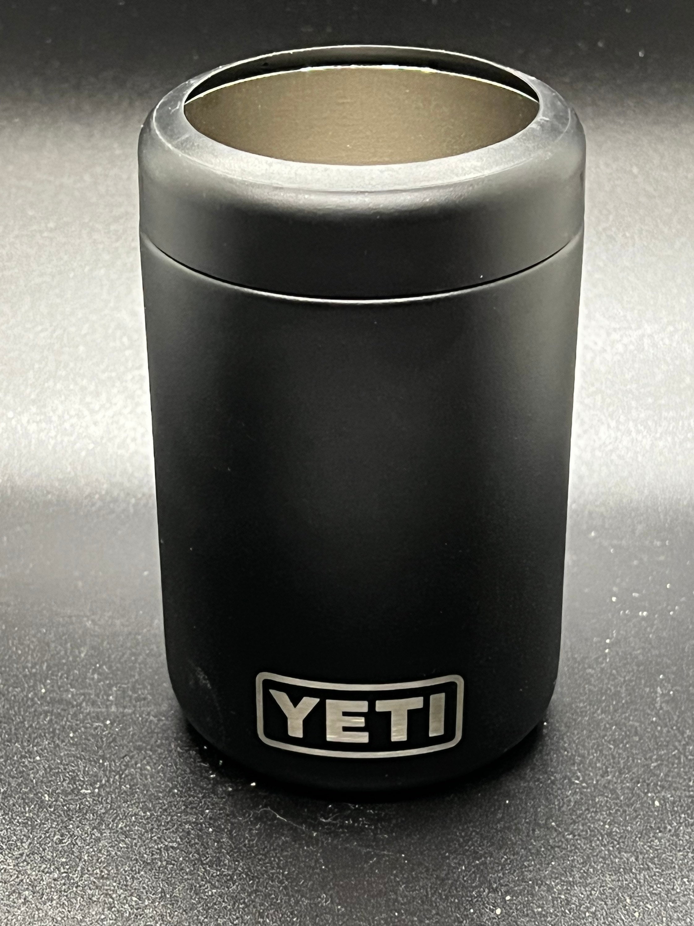 Yeti - 12 oz Rambler Colster Can Insulator Black