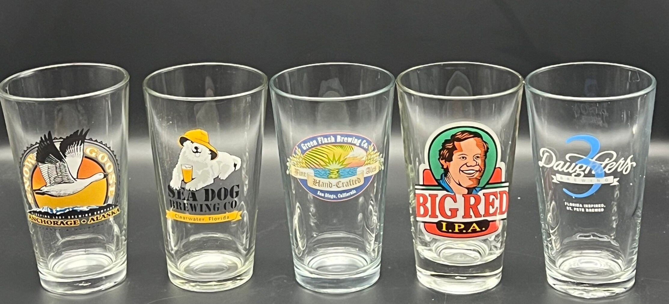 Mixed National Small Brewery beer pint glasses, Shiner, Portsmouth, etc. 4  diff.