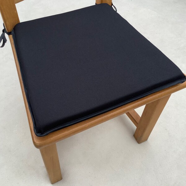Simply Black Tapered Square Shaped Chair Seat Pads (To Fit Seats Approx.16"x 16")