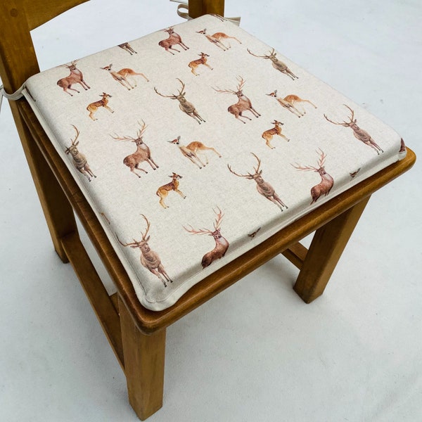 Country Deer Tapered Square Shaped Chair Seat Pads, Linen look fabric (To Fit Seats Approx.16"x 16")