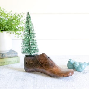 Childs Wooden Shoe Last w/Bottle Brush Tree Shoe Form w/Sisal Tree Vintage Christmas, Holiday Decor Christmas Gift, Farmhouse Decor image 1