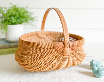 Vintage Wicker Buttocks Egg Basket; Woven Gathering, Harvest Basket; Market Basket with Handle; Cottage Farmhouse Decor; Housewarming Gift