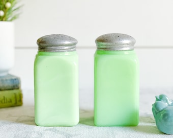 Vintage Jadeite Glass Range Shaker Set; Jade-Ite Mint Green Milk Glass Square Shakers; Retro Jadite Salt and Pepper, Spice, Sugar Sifters