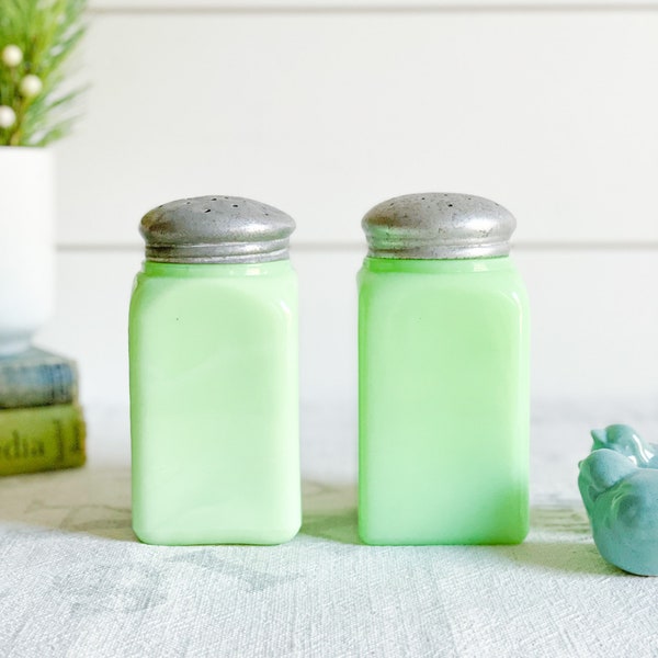 Vintage Jadeite Glass Range Shaker Set; Jade-Ite Mint Green Milk Glass Square Shakers; Retro Jadite Salt and Pepper, Spice, Sugar Sifters