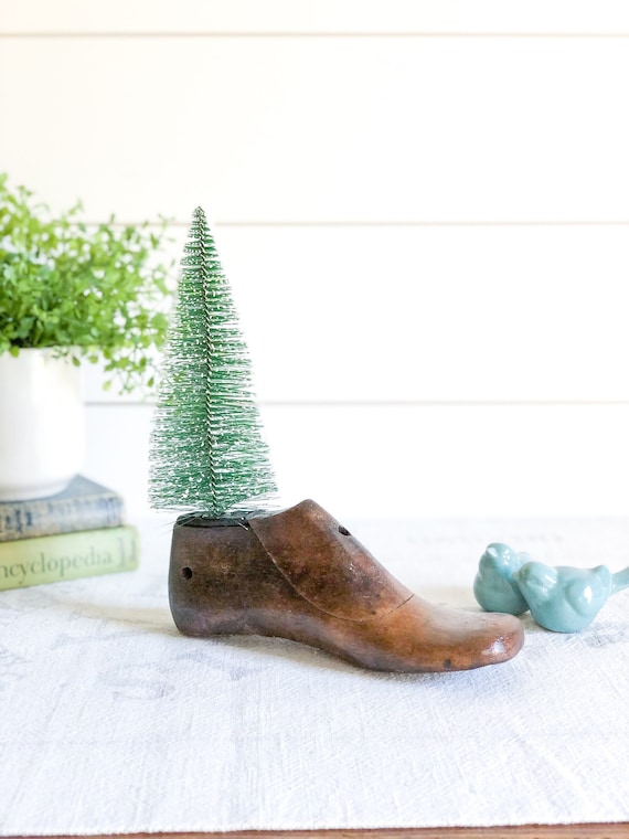 Child's Wooden Shoe Last W/bottle Brush Tree; Shoe Form W/sisal