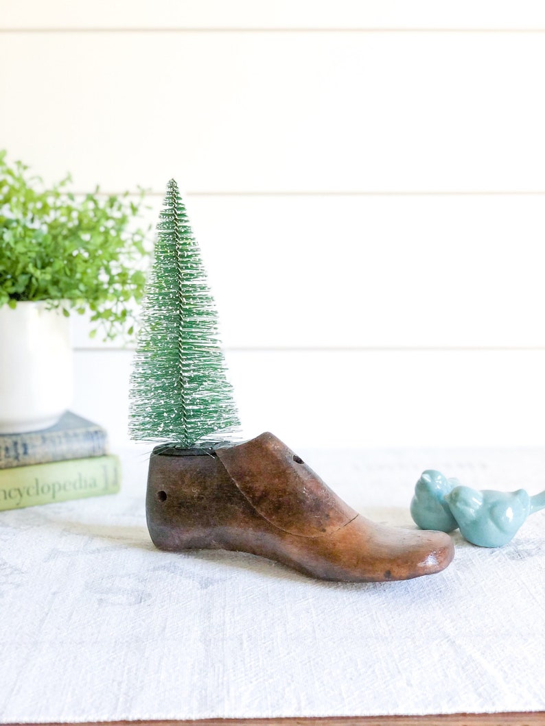 Childs Wooden Shoe Last w/Bottle Brush Tree Shoe Form w/Sisal Tree Vintage Christmas, Holiday Decor Christmas Gift, Farmhouse Decor image 1