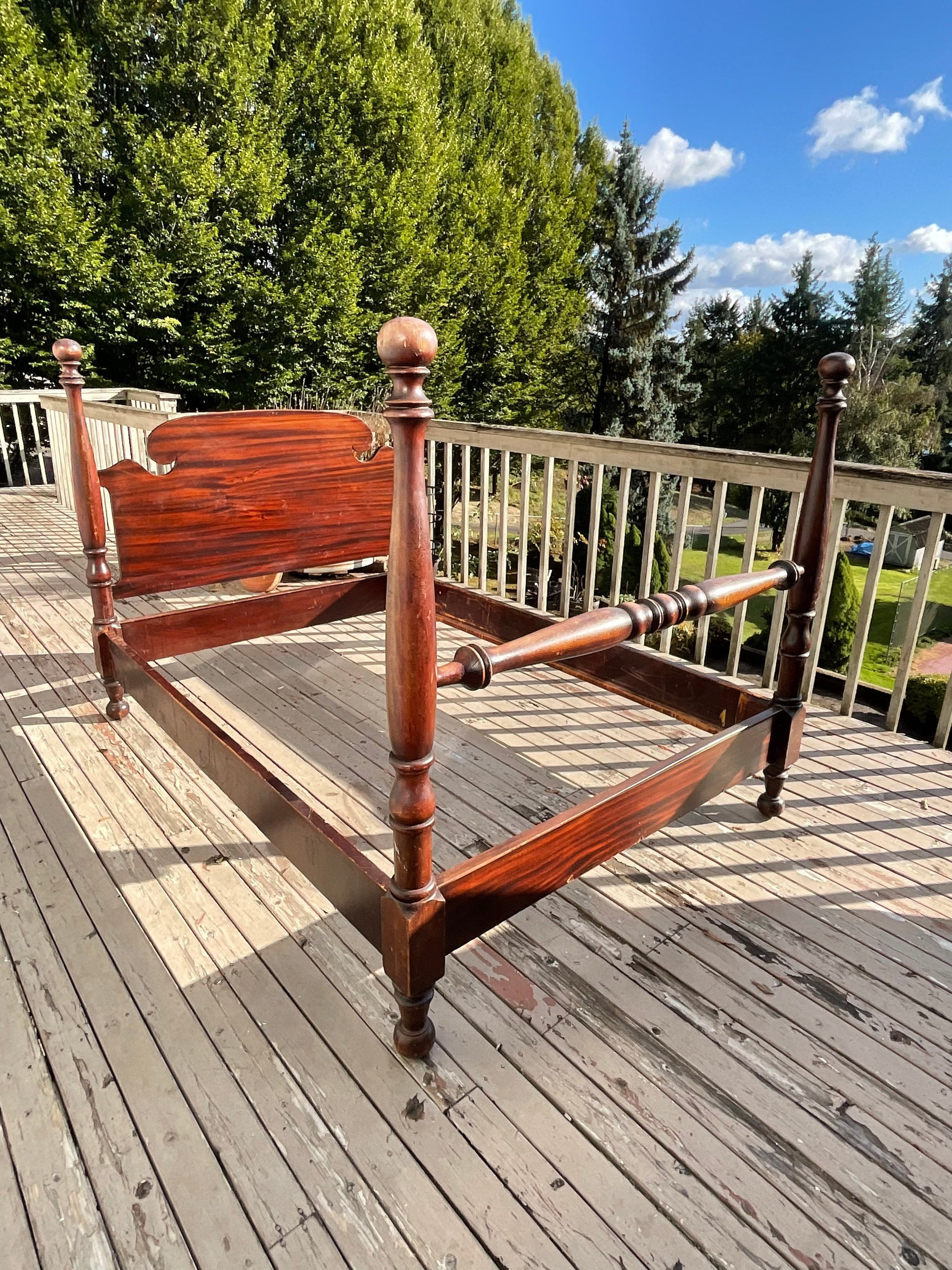 Colonial Four Poster Bed Frame.antique Four Poster Bed Frame. Colonial