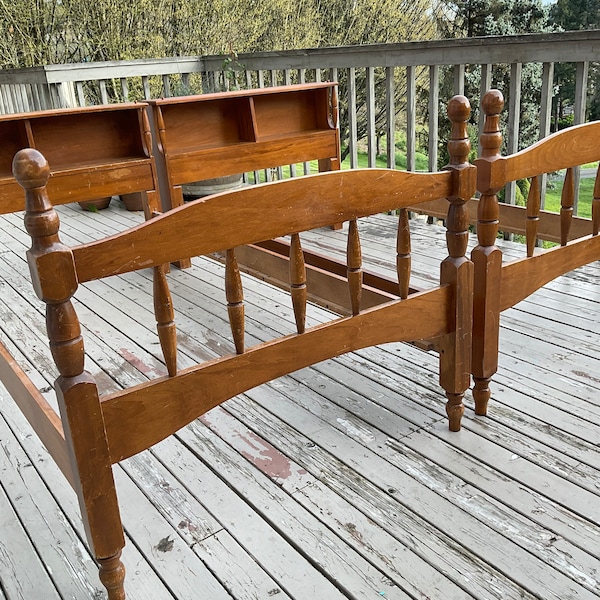 Pair of vintage Farmhouse style solid maple wood twin size beds. Antique beds.