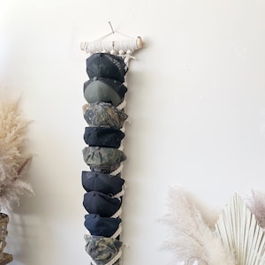 Baseball cap storage hanger