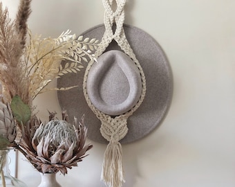 Single hat hanger