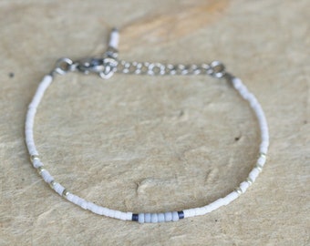 Delicate MIYUKI pearl bracelet, white miyuki bracelet, stainless steel, fine bracelet, gift for women