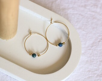 14K guldfyllda örhängen med lapis lazuli-stenar
