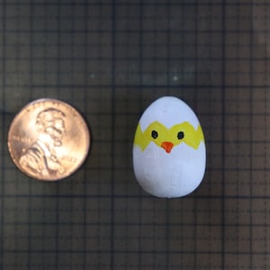 1:12 Scale Dollhouse Easter Egg