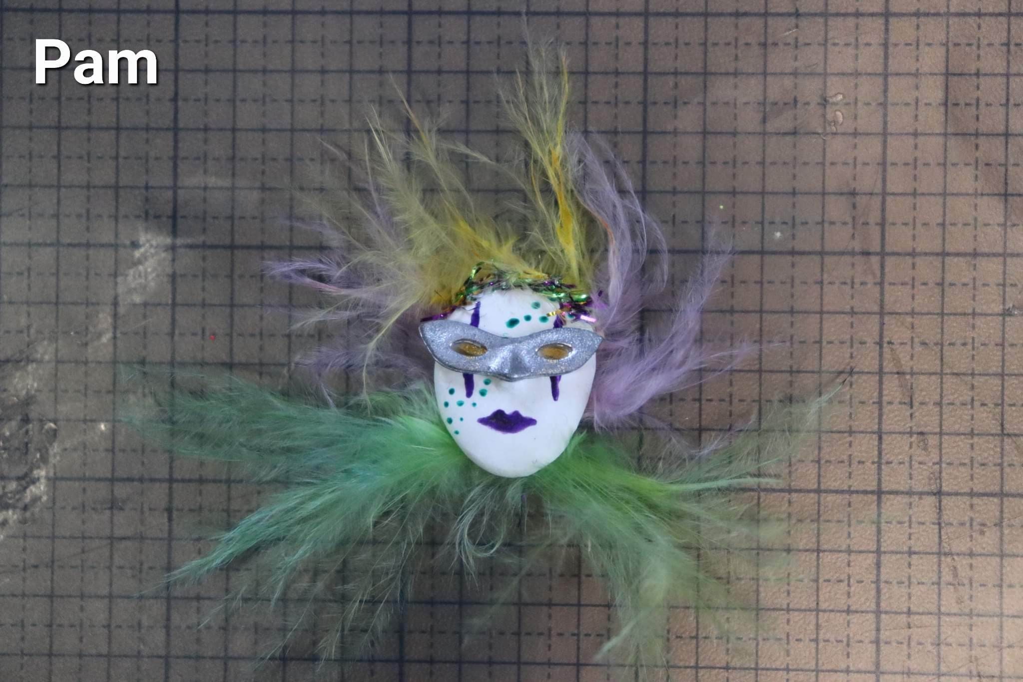 Dollhouse Miniature Mardi Gras Feathers and Mask Sign - 1:12
