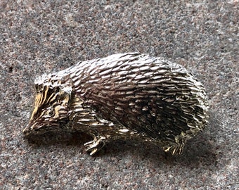 Hedgehog brooch in pewter by Paul Szeiler