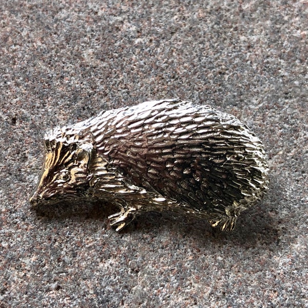 Hedgehog brooch in pewter by Paul Szeiler