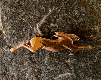 Hare brooch in bronze