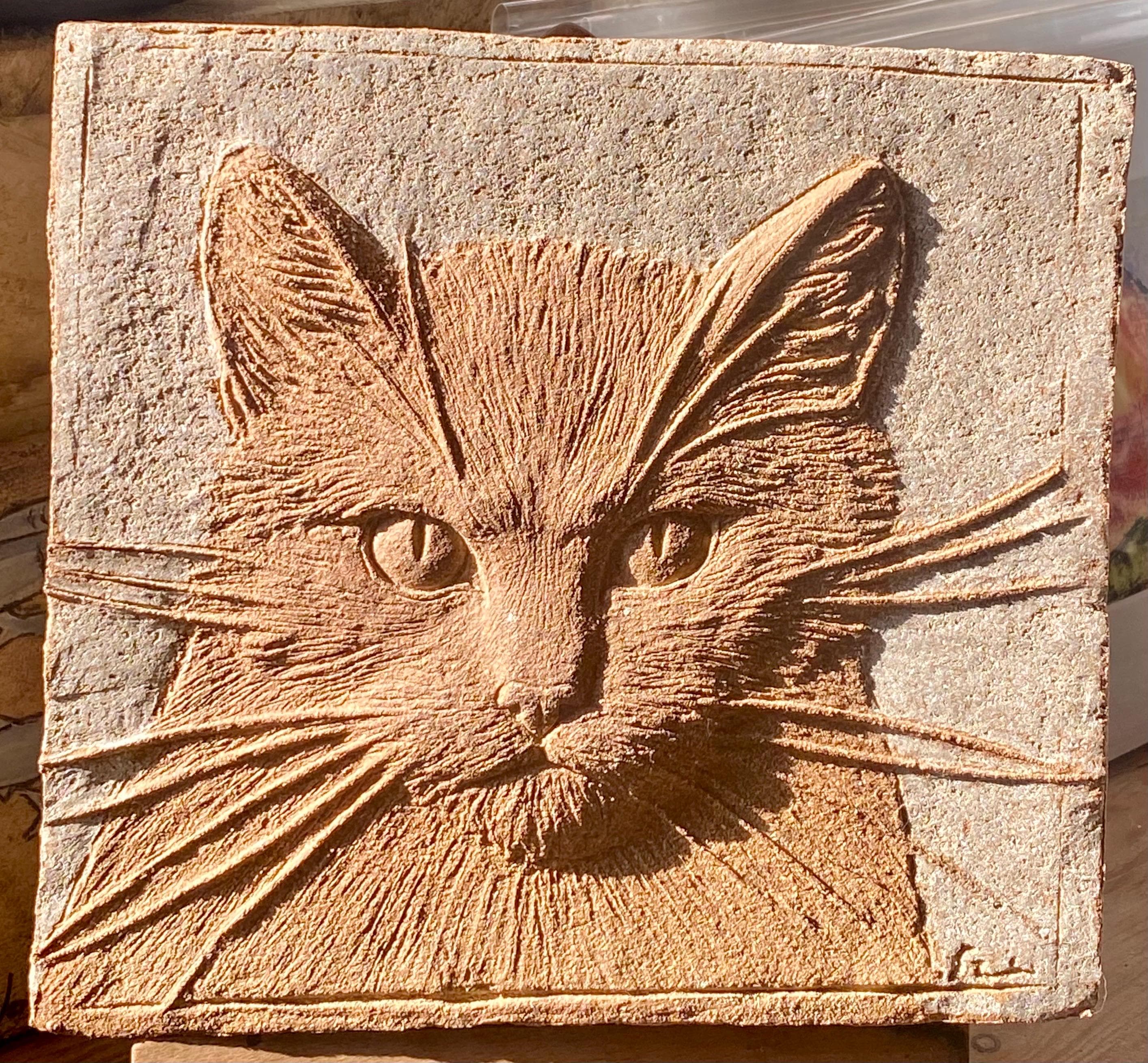 石器陶器の猫の低浮き彫り壁彫刻 - Etsy 日本