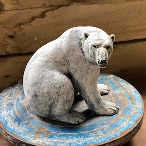 Polar bear sculpture by Paul Szeiler