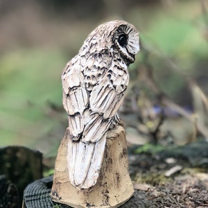 Uilensculptuur in keramiek van Paul Szeiler afbeelding 2