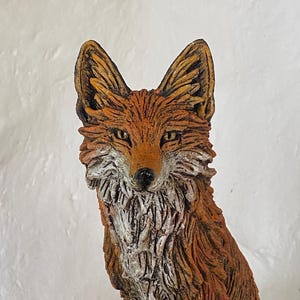 Fox sculpture in ceramic by Paul Szeiler