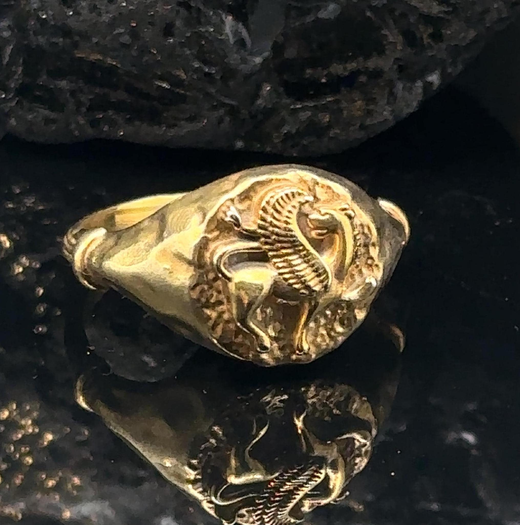 14k Gold Signet Ring: Persian Winged Lion, Achaemenid Symbol - Etsy