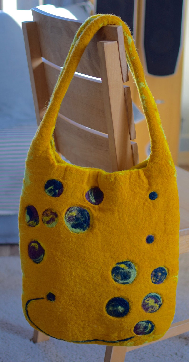 Felt bag, wool bag, feltbag, needlefeelting image 4