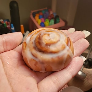 Cinnamon Roll Wax Melts (pack of 2) // realistic fake food wax melts // dessert scented wax melts