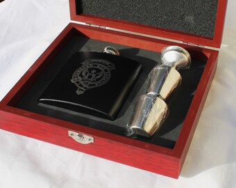 Johnstone (or any) Any Clan Crest 6oz Hip Flask in wooden presentation box - FREE ENGRAVING