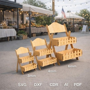 Puede incluir: Cuatro expositores de madera con diseño de valla, cada uno con dos estantes. Los expositores son de diferentes tamaños, etiquetados como 3 mm, 4 mm y 6 mm. La parte inferior de la imagen muestra el texto "SVG, DXF, CDR, AI, PDF."