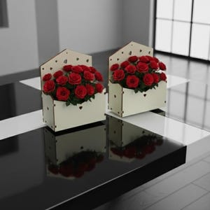 Plantilla SVG de caja con sobre de flores: Caja de regalo cortada a láser (descarga digital)
