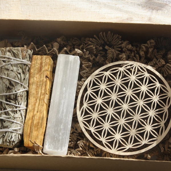 kit purification et rechargement - nettoyage énergétique -purification and cleansing box - sauge blanche palo santo selenite - lithothérapie