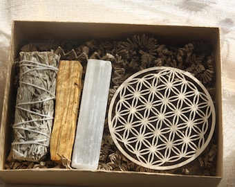 kit purification et rechargement - nettoyage énergétique -purification and cleansing box - sauge blanche palo santo selenite - lithothérapie