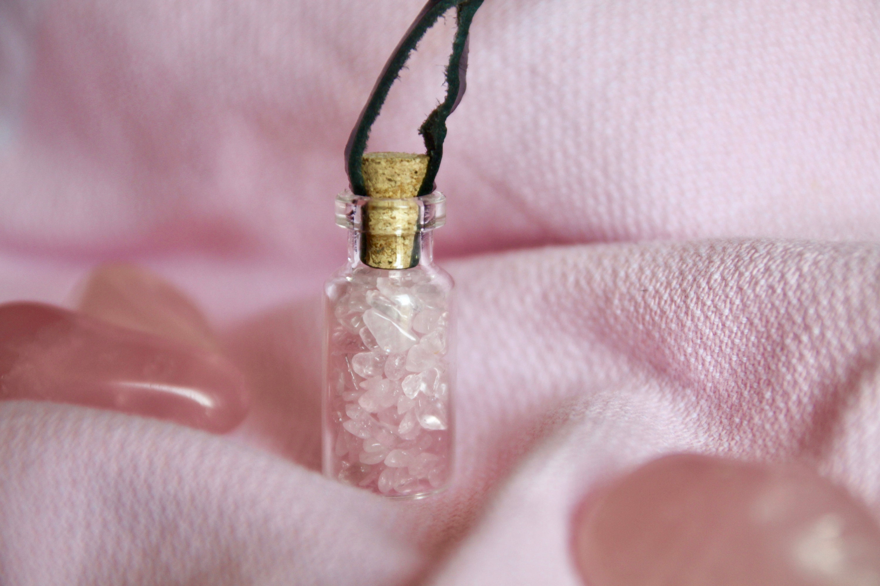 Fiole de Quartz Rose - Apaisement et Amour