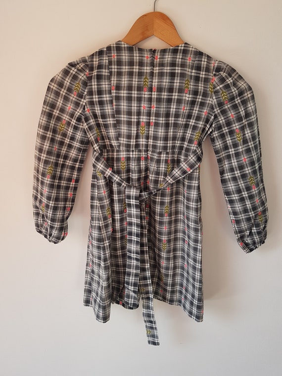 Vintage Kids Black & White Tartan Floral Long Sle… - image 5